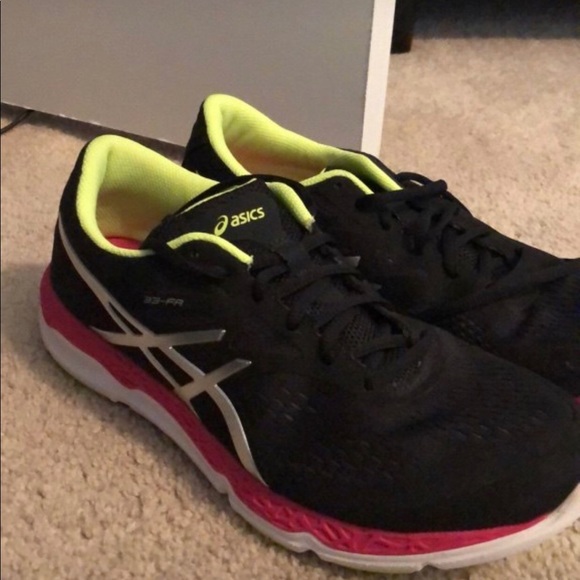 Asics shoes - Picture 1 of 1